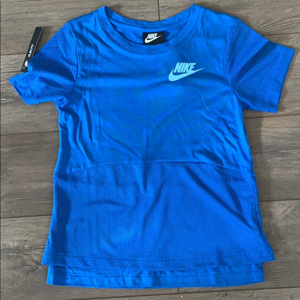 Nike girl's top blue shirt